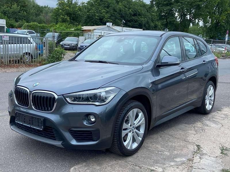 Gebraucht BMW X1 Advantage 136 PS (100 kW) 2017 Grau SUV
