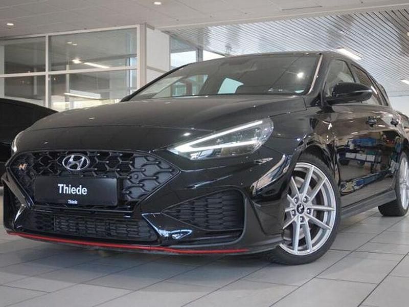 Gebraucht Hyundai i30 280 PS (205 kW) 2023 Phantom black metallic Limousine