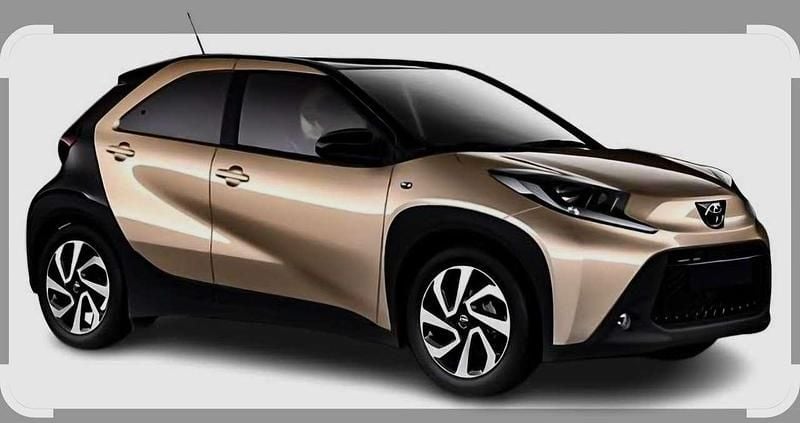 Beige Gebraucht 2023 Toyota Aygo X Pulse SUV | 15.000 € (Guter Preis) - Bild 1/1