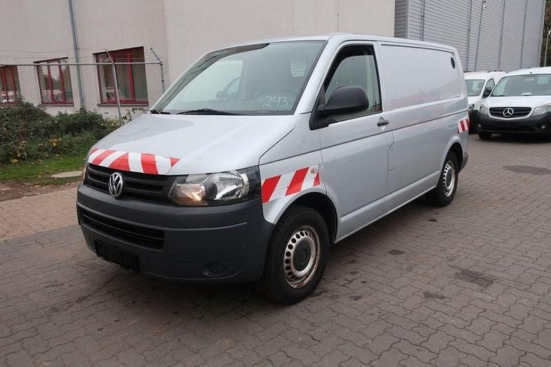 Gebraucht VW T5 140 PS (102 kW) 2010 Silber Van