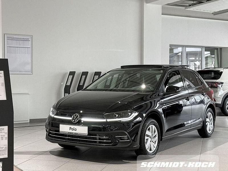 Gebraucht VW Polo Style 95 PS (69 kW) 2025 Schwarz Limousine