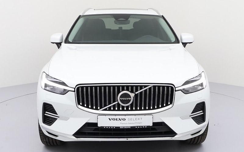 Gebraucht Volvo XC60 Plus 350 PS (257 kW) 2025 Weiß SUV