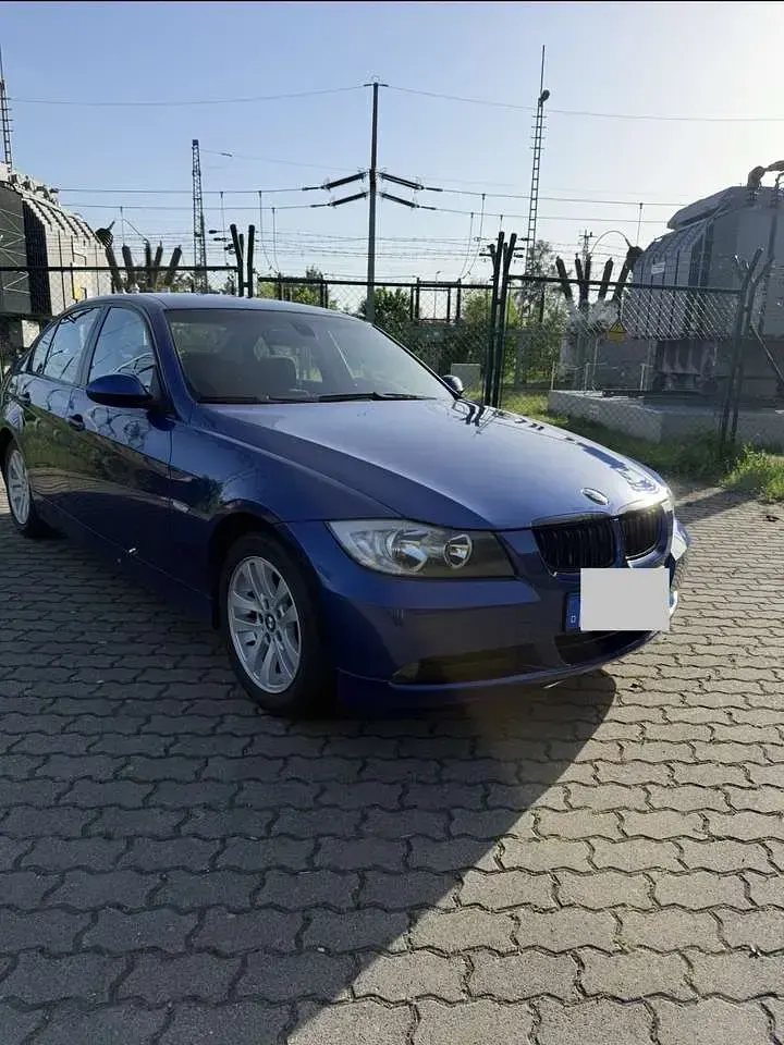 Gebraucht BMW 318 143 PS (105 kW) 2007 Limousine