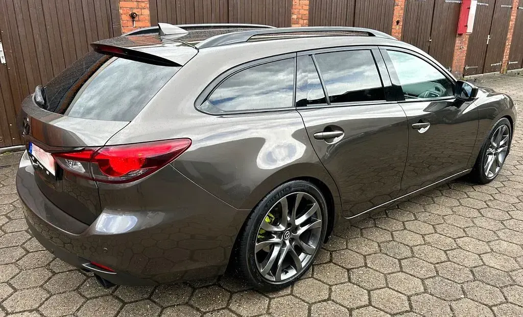 Gebraucht Mazda 6 175 PS (128 kW) 2017 Grau Limousine