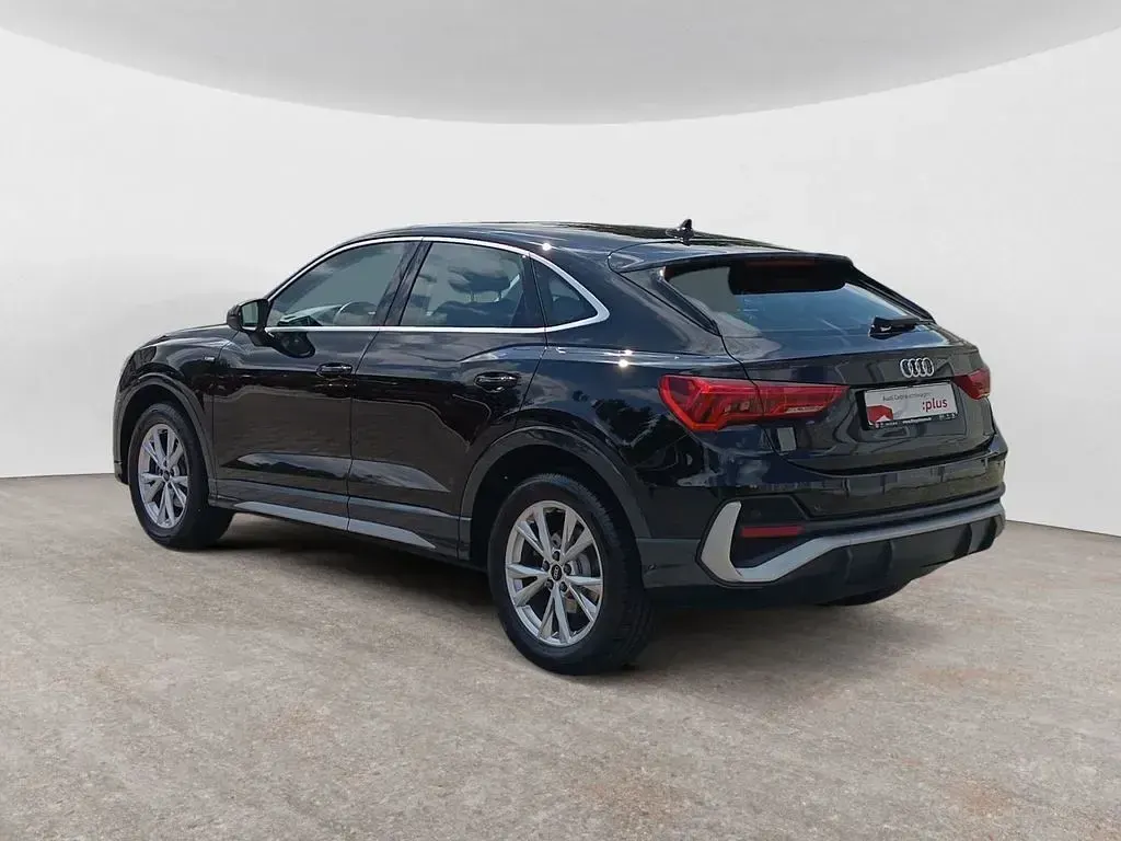 Gebraucht Audi Q3 Sportback S-Line 150 PS (110 kW) 2024 Mythosschwarz metallic SUV