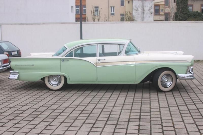 Gebraucht Ford Fairlane 305 PS (224 kW) 1957 Limousine
