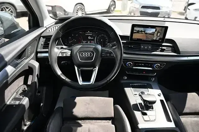 Gebraucht Audi Q5 S-Line 190 PS (139 kW) 2019 Grau SUV