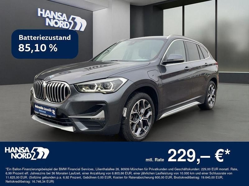 Grau / mineralgrau (metallic) Gebraucht 2021 BMW X1 xLine SUV | 22.950 € (Fairer Preis) - Bild 1/4