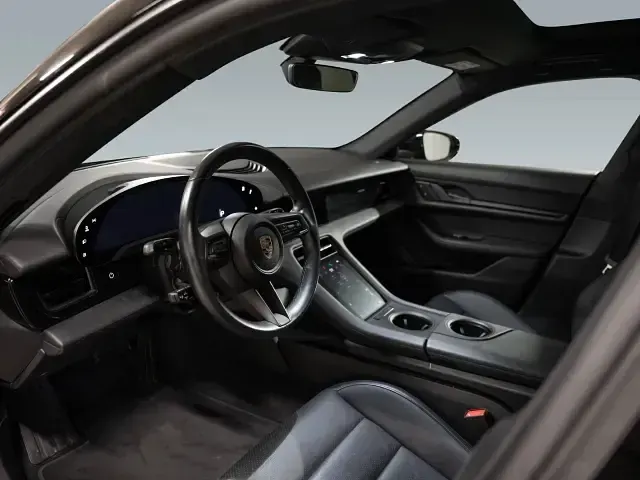 Gebraucht Porsche Taycan 300 kW (408 PS) 2023 Schwarz Limousine