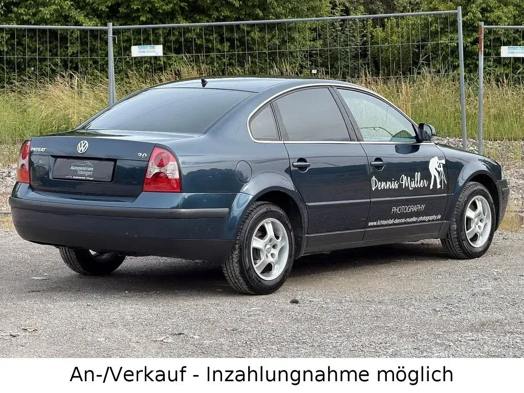 Gebraucht VW Passat 116 PS (85 kW) 2010 Blau Limousine
