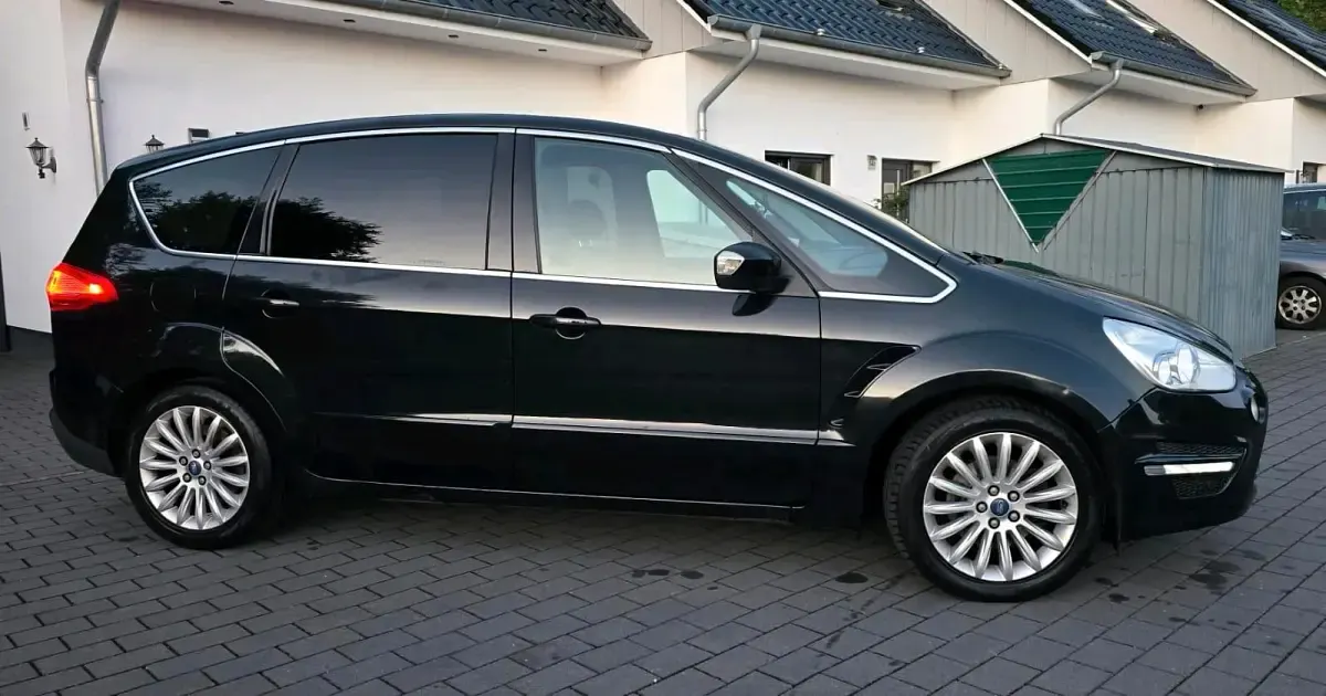 Gebraucht Ford S-MAX Titanium 200 PS (147 kW) 2012 Schwarz Van / Kleinbus