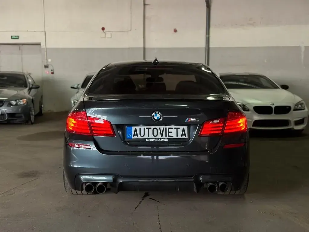 Gebraucht BMW M5 Sport Line 560 PS (411 kW) 2014 Schwarz Limousine