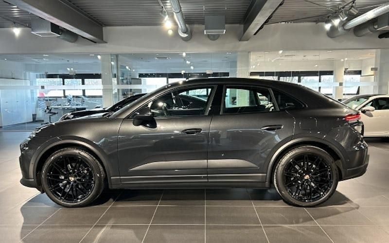 Gebraucht Porsche Macan 4 Electric 300 kW (408 PS) 2025 Grau SUV