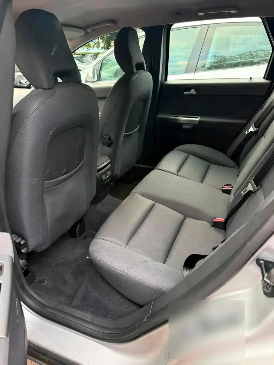 Gebraucht Volvo V50 101 PS (74 kW) 2005 Grau Kombi