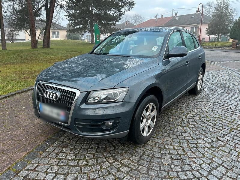 Grau Gebraucht 2010 Audi Q5 SUV | 6.990 € (Superpreis) - Bild 1/4