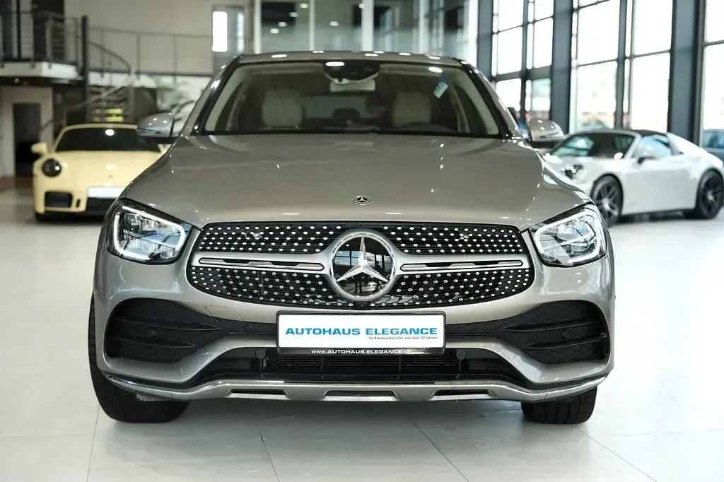 Gebraucht Mercedes GLC200 AMG line 197 PS (144 kW) 2019 Silber SUV