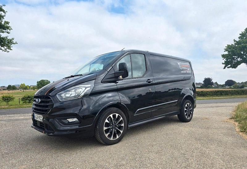 Schwarz Gebraucht 2020 Ford Transit Custom Van / Kleinbus | 22.999 € (Fairer Preis) - Bild 1/4