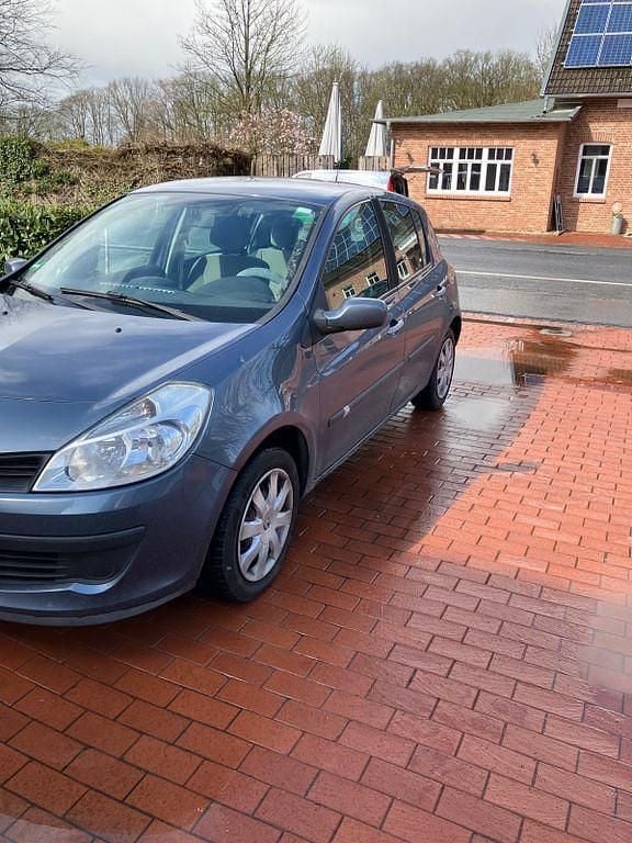 Gebraucht Renault Clio II 111 PS (81 kW) 2006 Grau Limousine