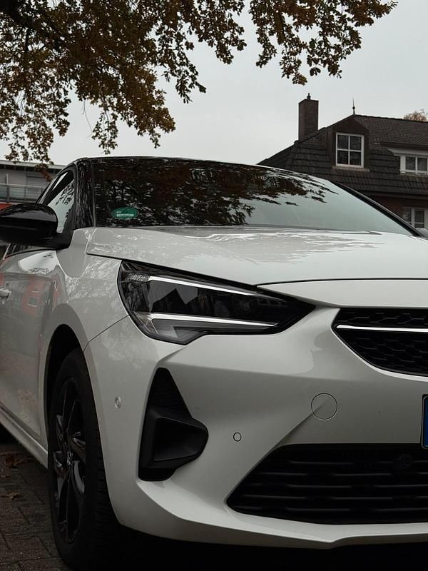 Gebraucht Opel Corsa GS Line 131 PS (96 kW) 2022 Weiß Kleinwagen