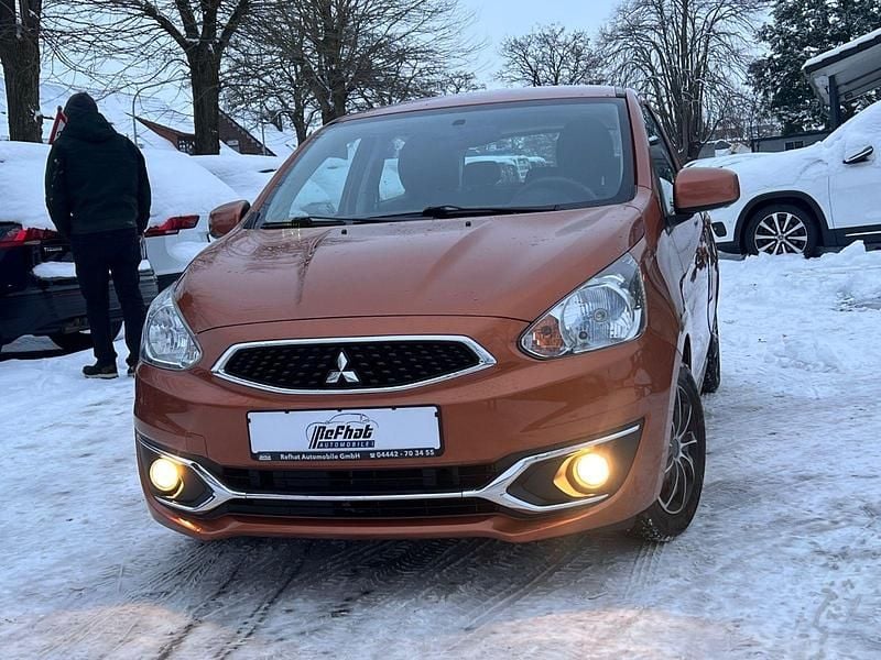 Orange Gebraucht 2016 Mitsubishi Space Star Diamant Edition Kleinwagen | 7.500 € (Fairer Preis) - Bild 1/4