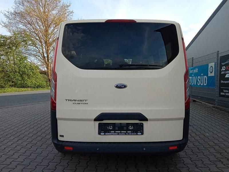 Second-hand Ford Transit Custom 170 CP (125 kW) 2017 Galben Monovolum