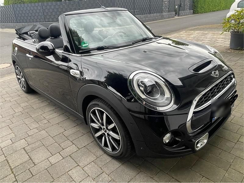 Schwarz Gebraucht 2017 Mini Cooper S Cabriolet Cabrio | 19.900 € (Fairer Preis) - Bild 1/4