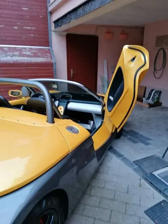 Gebraucht Renault Spider 147 PS (108 kW) 1997 Gelb Cabrio
