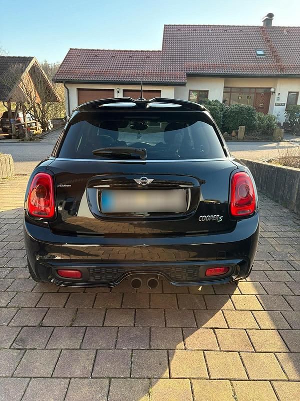 Gebraucht Mini Cooper S 192 PS (141 kW) 2015 Schwarz Kleinwagen