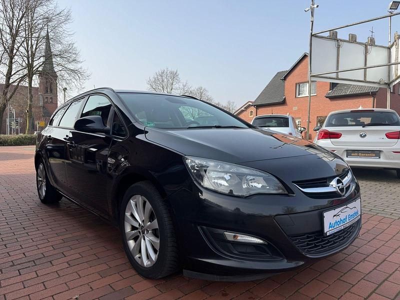 Gebraucht Opel Astra 140 PS (102 kW) 2012 Schwarz Kombi