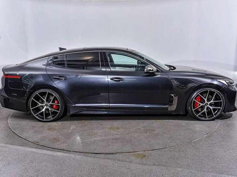 Gebraucht Kia Stinger GT 366 PS (269 kW) 2019 Grau Kleinwagen