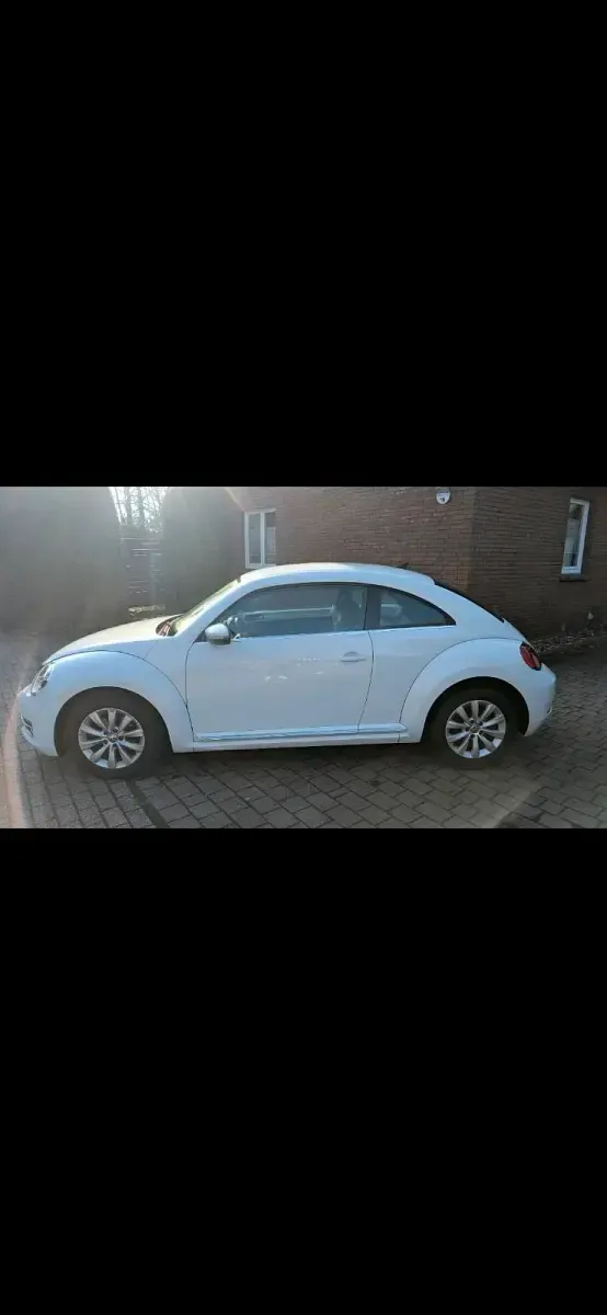 Gebraucht VW Beetle 120 PS (88 kW) 2016 Weiß Kleinwagen