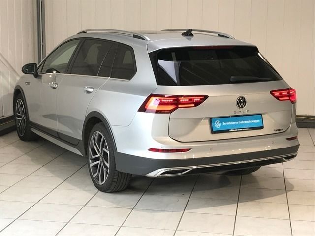 Gebraucht VW Golf Alltrack 200 PS (147 kW) 2022 Silber Kombi