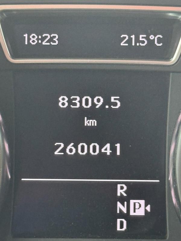 Gebraucht Mercedes ML350 258 PS (189 kW) 2012 Weiß SUV