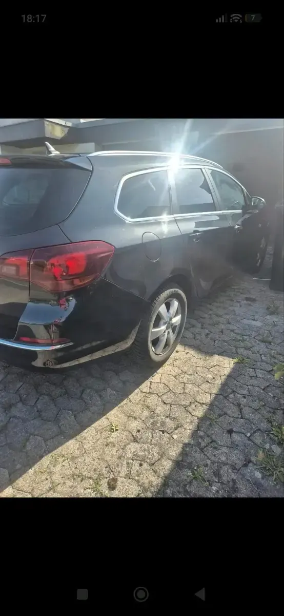 Gebraucht Opel Astra Edition 165 PS (121 kW) 2013 Schwarz Kombi