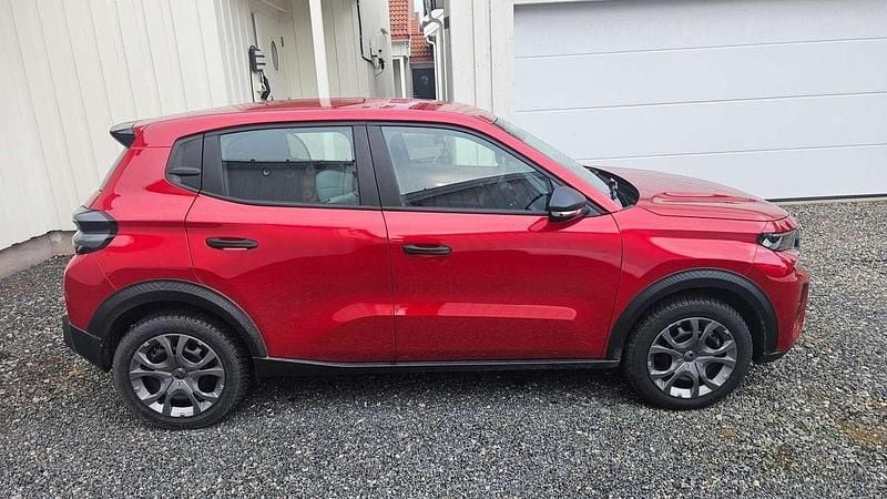 Gebraucht Citroën e-C3 83 kW (113 PS) 2025 Rot Limousine