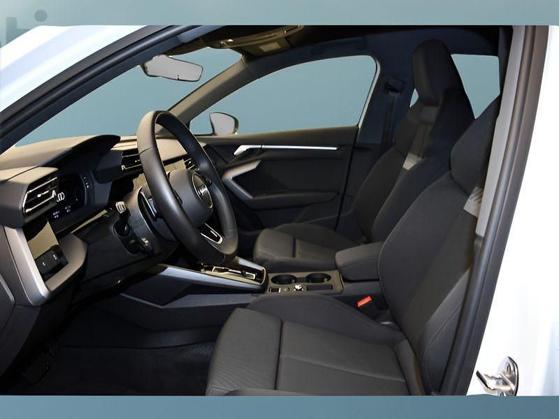 Gebraucht Audi A3 Sportback 150 PS (110 kW) 2024 Weiß Kleinwagen