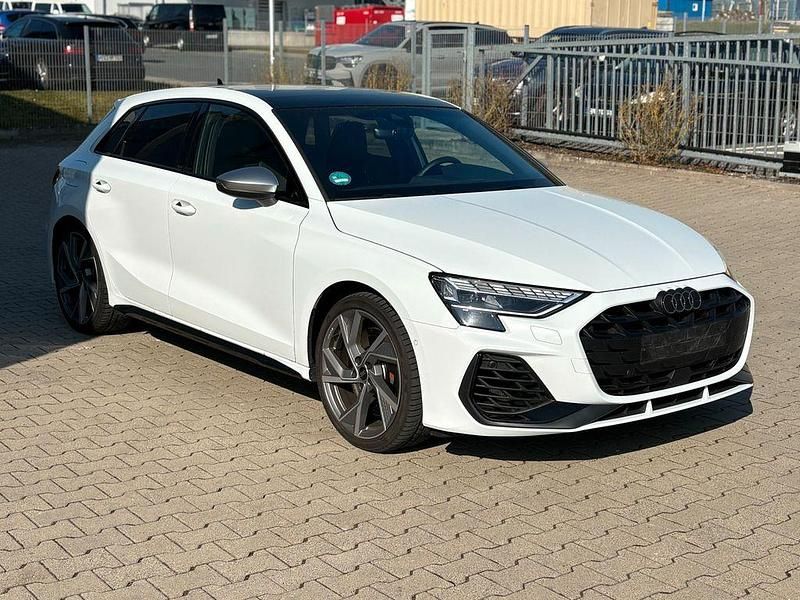 Gebraucht Audi S3 S-Line 333 PS (244 kW) 2025 Weiß Limousine