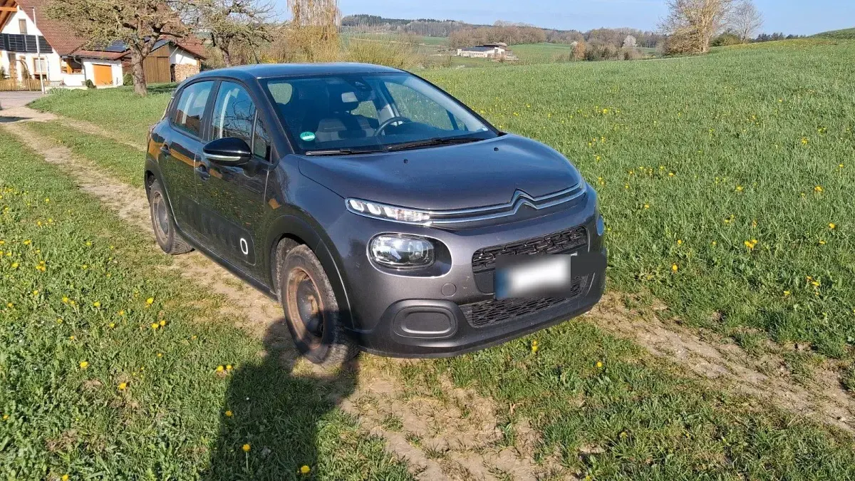 Used Citroën C3 PureTech 82 HP (60 kW) 2018 Grey Hatchback