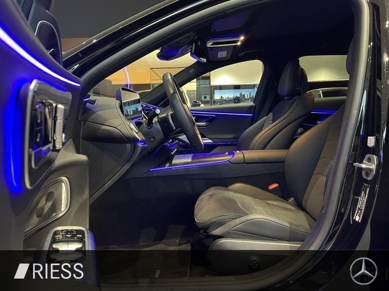 Gebraucht Mercedes E220 AMG 197 PS (144 kW) 2024 Schwarz Kombi