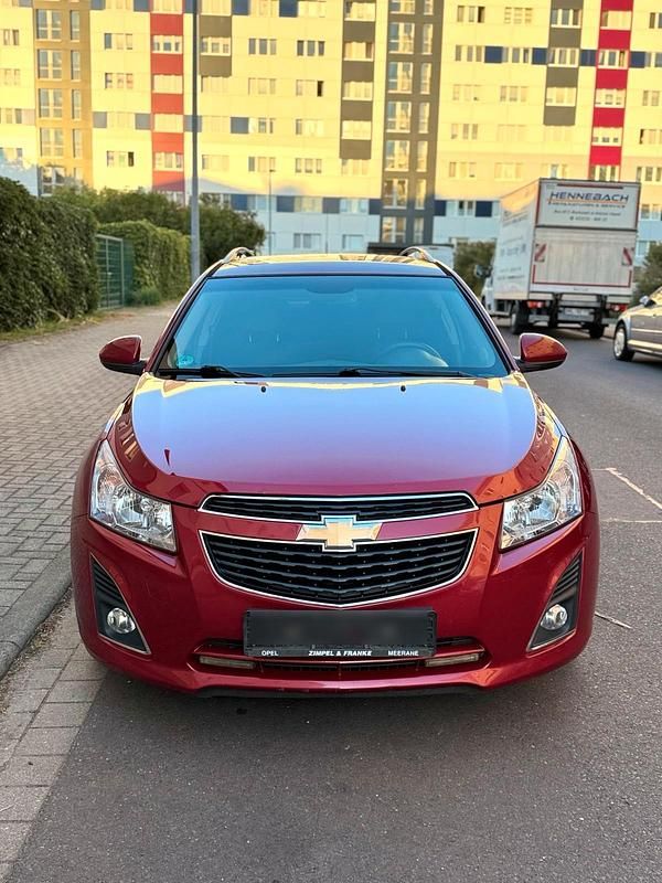Andere farben Gebraucht 2013 Chevrolet Cruze Kombi | 3.600 € (Fairer Preis) - Bild 1/4