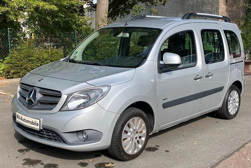 Silber Gebraucht 2015 Mercedes Citan 109 Kombi | 8.000 € (Fairer Preis) - Bild 1/4