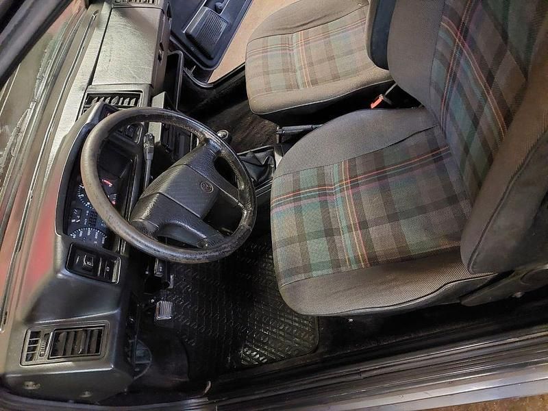 Gebraucht VW Scirocco 95 PS (69 kW) 1993 Silber