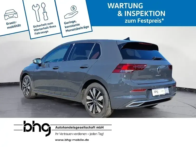 Gebraucht VW Golf VIII Life 150 PS (110 kW) 2024 Grau Limousine