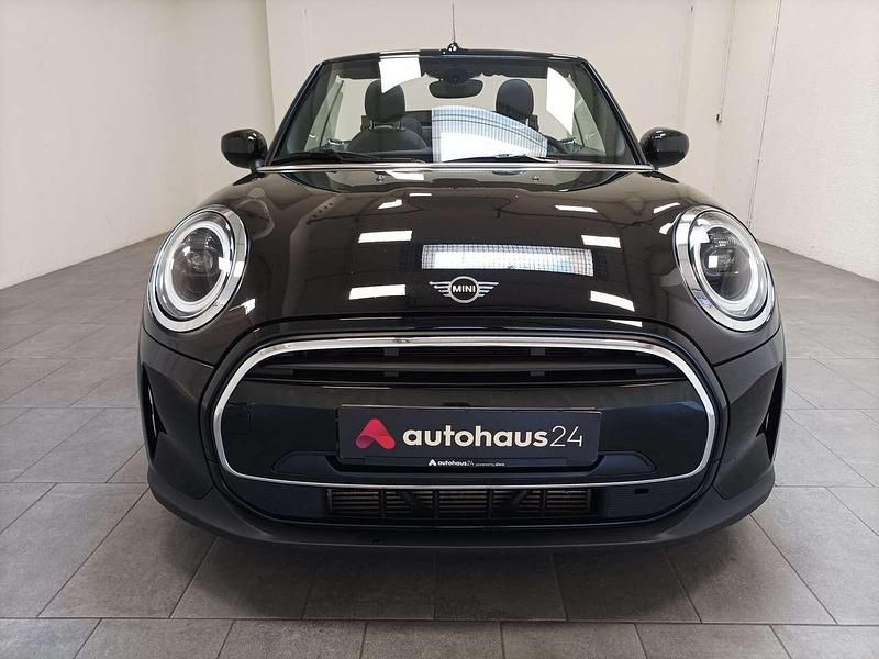Gebraucht Mini One Cabriolet 102 PS (75 kW) 2022 Midnight black metallic Cabrio