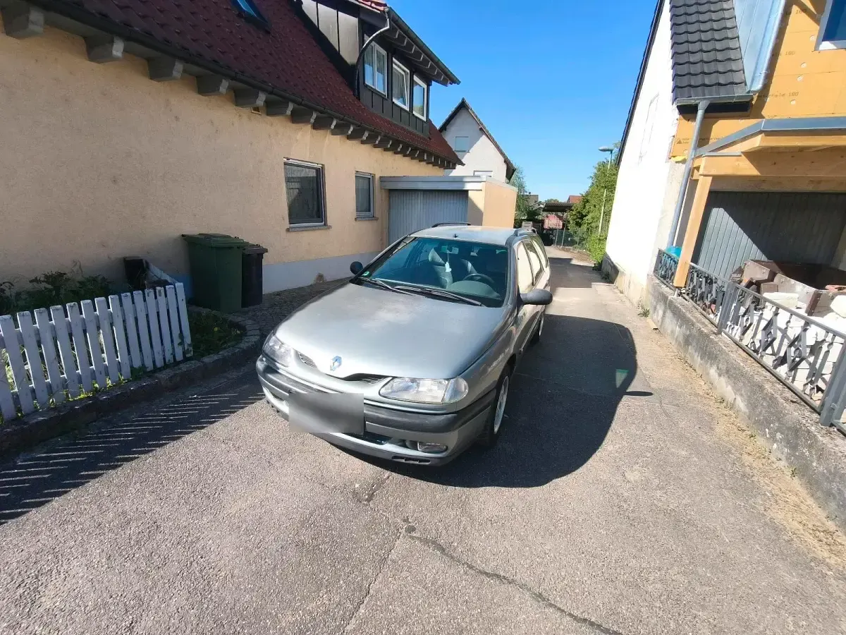 Gebraucht Renault Laguna 90 PS (66 kW) 1997 Kombi