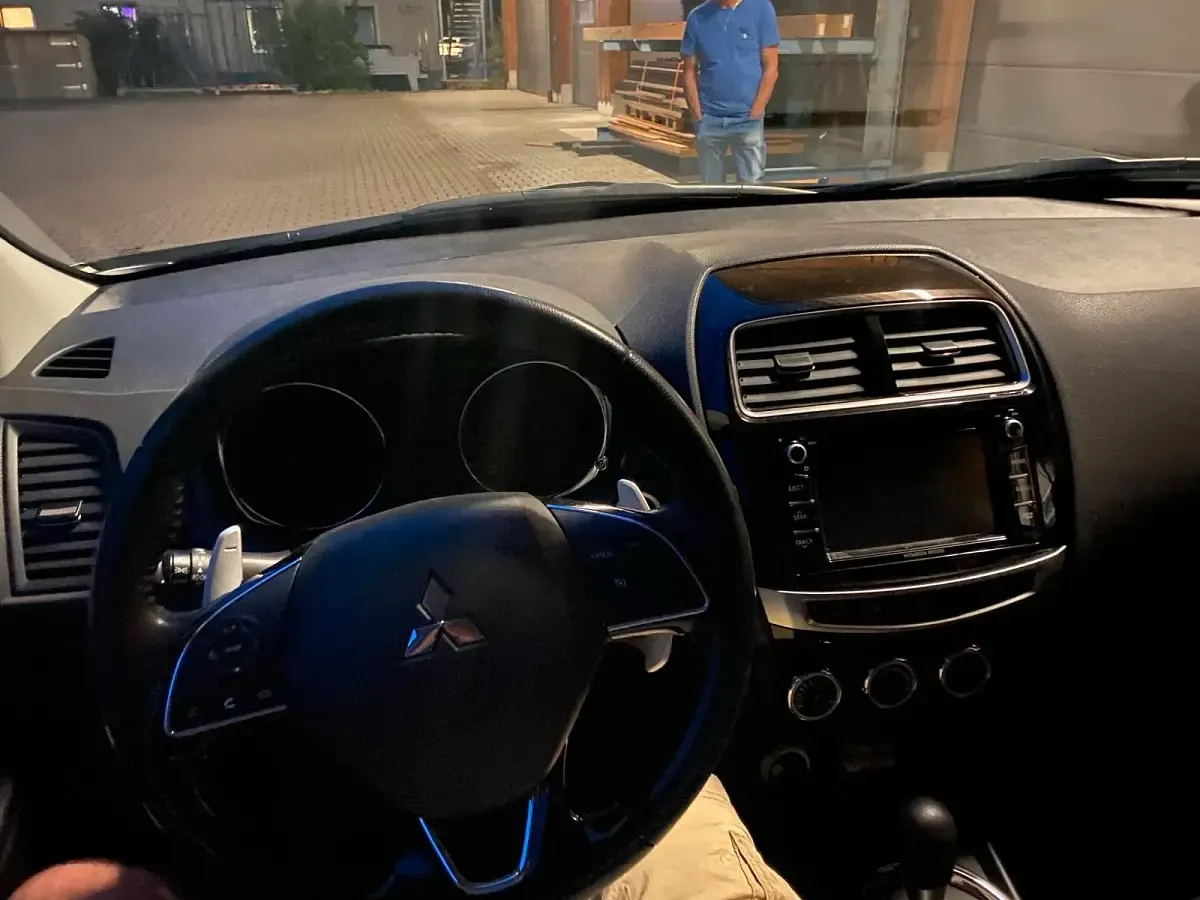 Gebraucht Mitsubishi ASX 150 PS (110 kW) 2018 Schwarz SUV