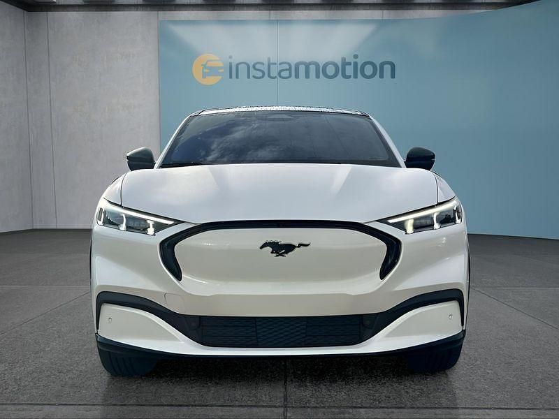 Gebraucht Ford Mustang Mach-E 258 kW (351 PS) 2024 Weiß SUV
