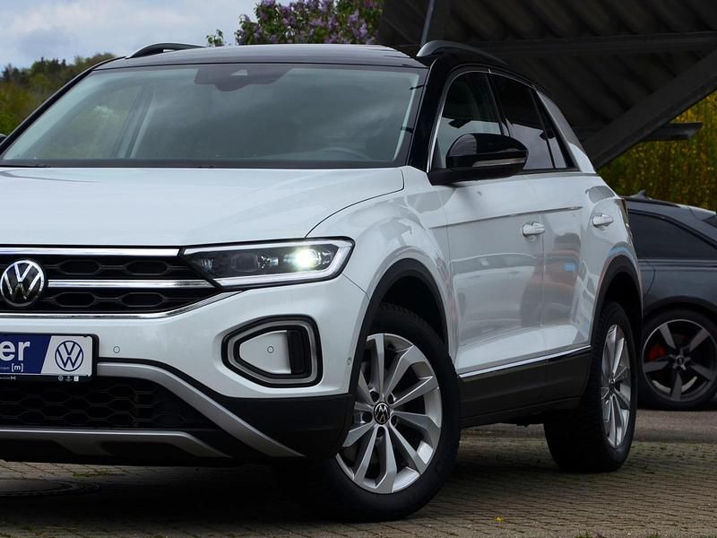 Gebraucht VW T-Roc Style 150 PS (110 kW) 2022 Pure white/deep black perleffekt SUV