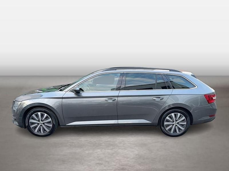 Gebraucht Skoda Superb Ambition 200 PS (147 kW) 2022 Grau Kombi