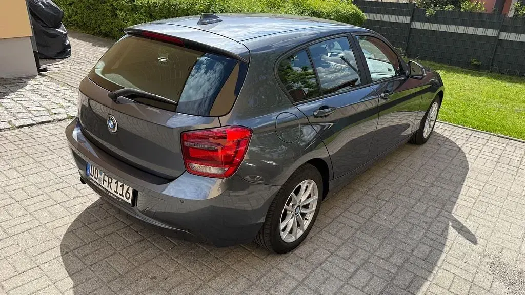 Gebraucht BMW 114 Sport Line 102 PS (75 kW) 2013 Grau Kleinwagen